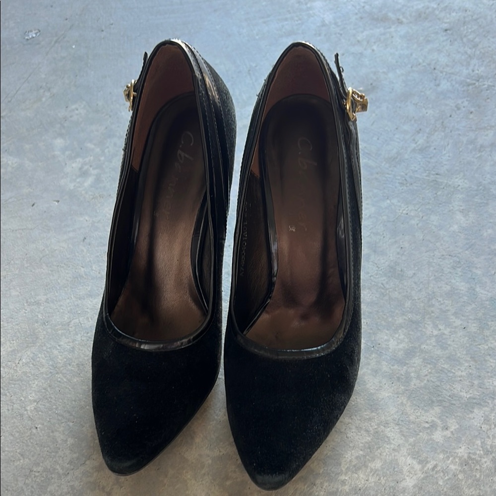Black Suede Pump